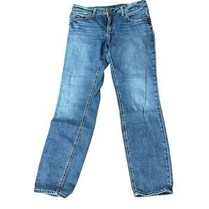 Silver Jeans Women's Boyfriend Jeans in Blue with Design on Back